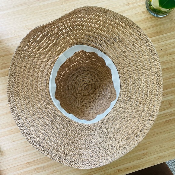 Adorable women’s summer hat. Vintage sun hat. Woven hat for keeping out sun - Picture 4 of 4